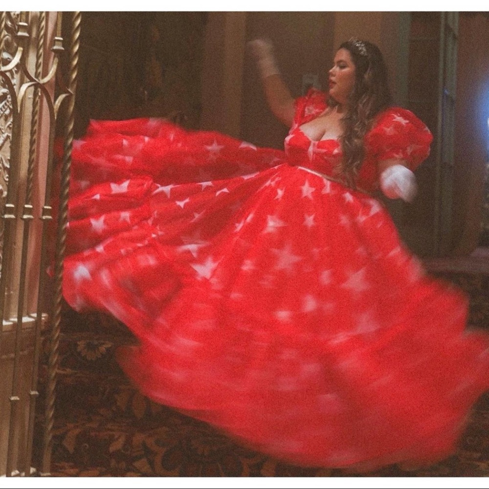 NWT Selkie Red and White Star Ritz Puff Sleeve Organza Maxi Gown Size Small - Picture 3 of 13